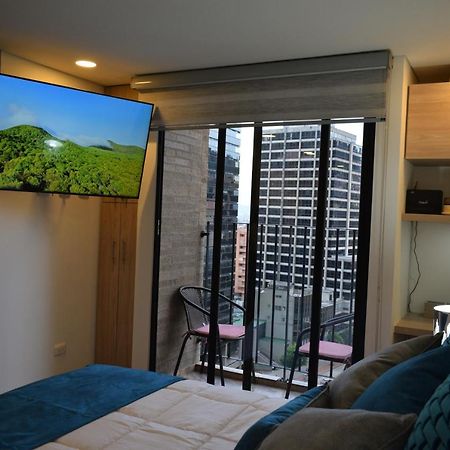 Toscano S Aparta Estudio Hospedaje Amoblado Torre 2 Equilibrium Bogotá Eksteriør bilde